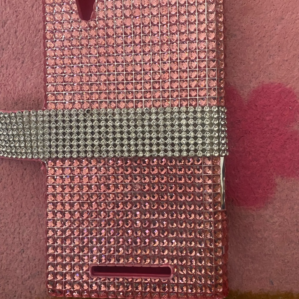 Phone case - Picture 3 of 3